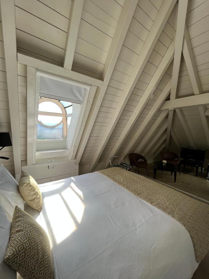 L'Hotel By Hostellerie Du Chateau Роле Екстериор снимка