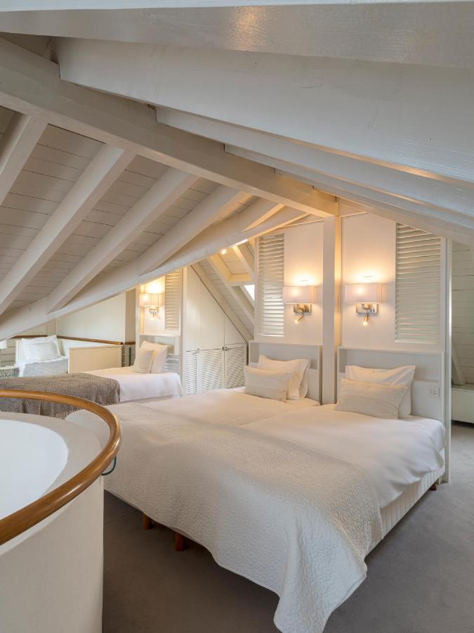 L'Hotel By Hostellerie Du Chateau Роле Екстериор снимка